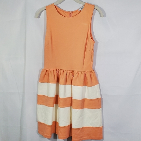 Bar III Peach and Cream Fit & Flare Dress Size Medium Fits Small - Picture 1 of 8